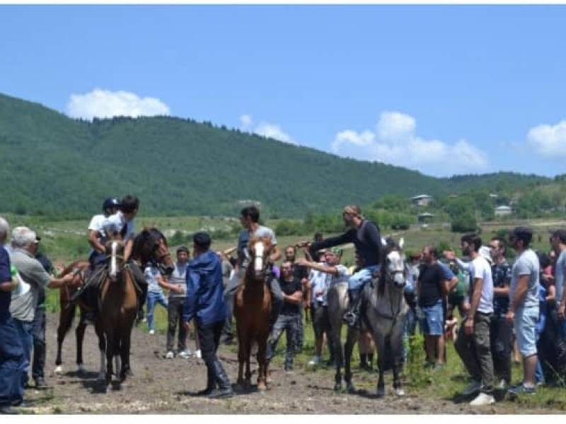 5 ივლისს ნიკორწმინდაში საცხენოსნო ტურნირი ,,რაჭის დიდი პრიზი ” ჩატარდა თენგიზ...